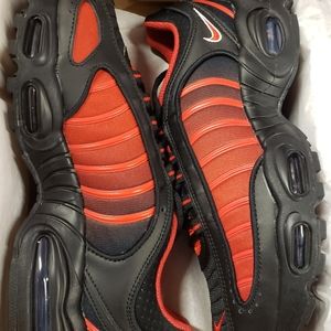 Men's Nike Air Max Tailwind IV Size 10 + 10.5 NEW